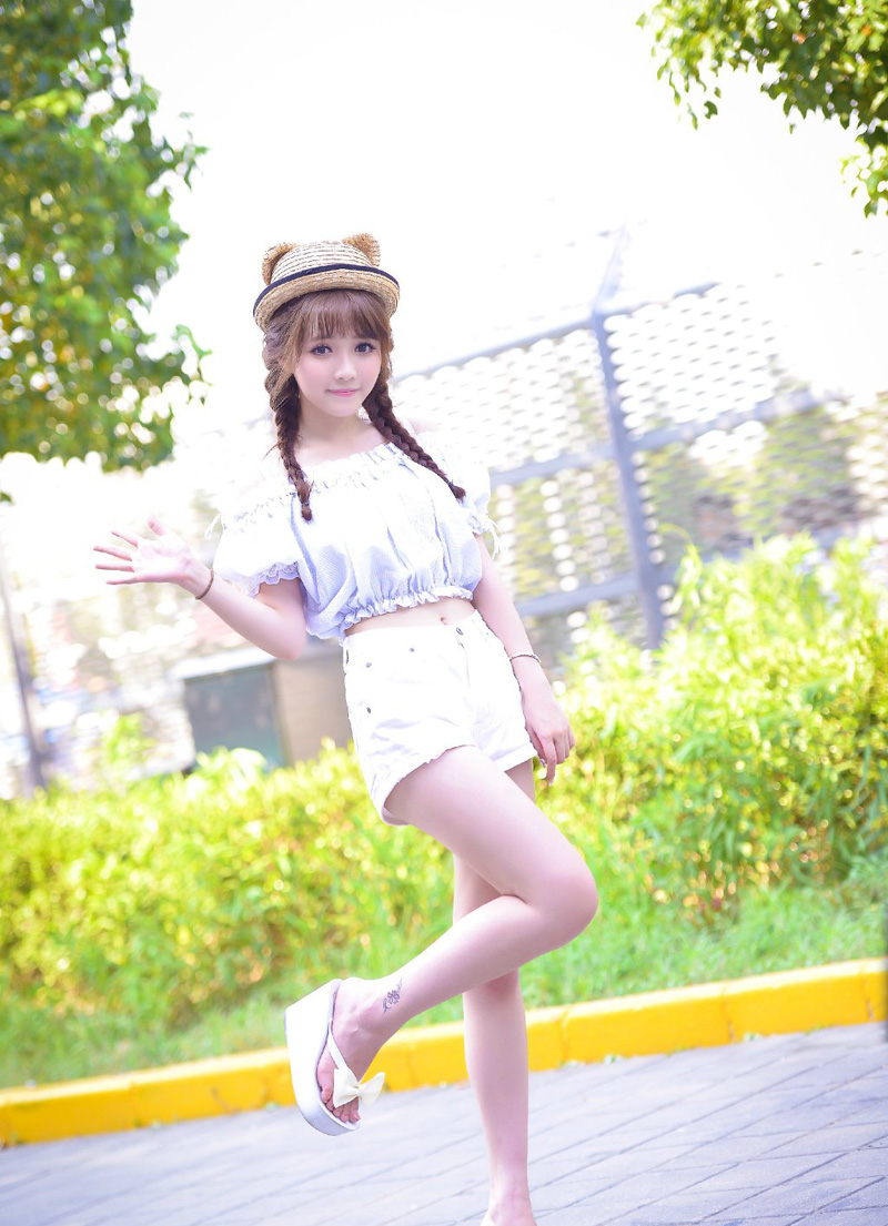 “元让！”曹操摆了摆手，示意斥候退下，不满的瞪了夏侯惇一眼，摇头道：“此事，当不是刘备所为，这样做，只能破坏两家关系，他没有必要这样做。”